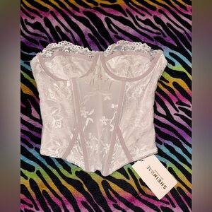 SHEIN White Lace Bra with Sweetheart Neckline